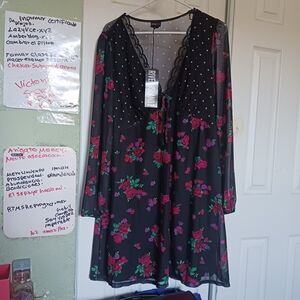 River Island Women  Dress V Neck   Midi Black Floral PLUS SZ 18  NWT